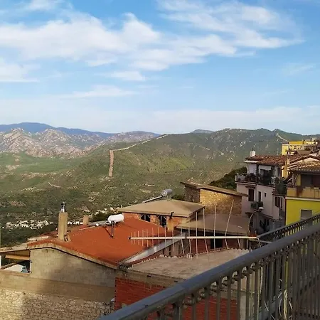 House Mare E Supramonte Tatil Evi *